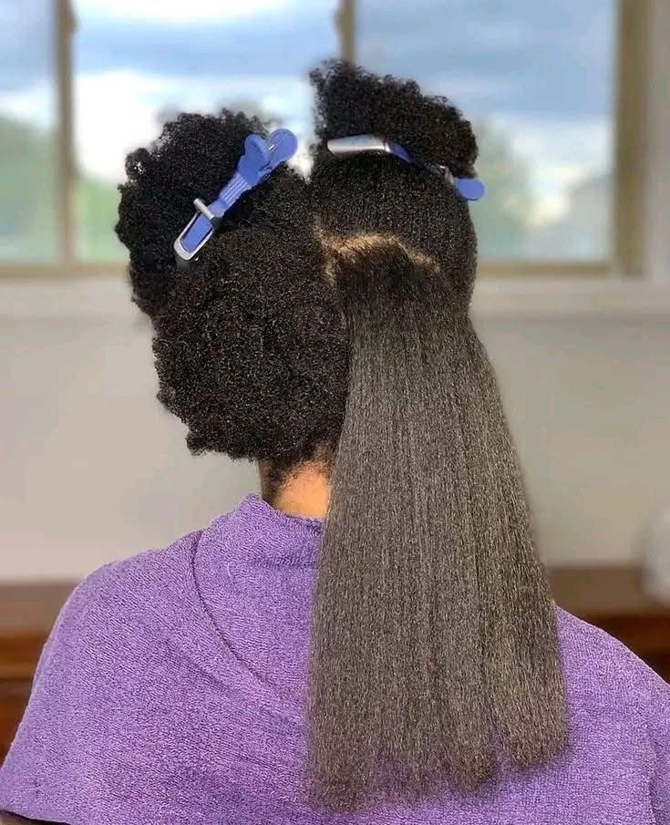 Comparison between stretched afro hair and natural shrinkage