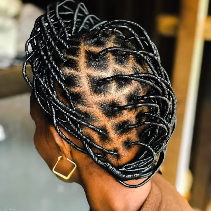 African threading on natural hair.