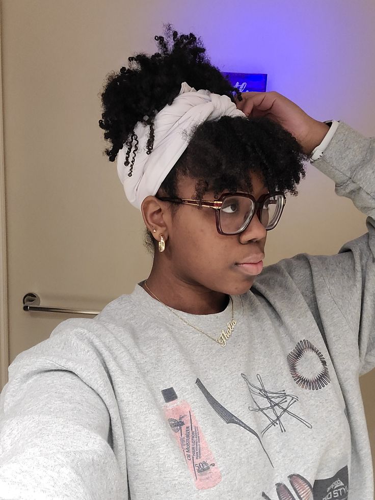 Simple head wrap style for beginners with natural 4C hair.