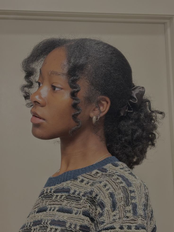 Low puff created from a natural 4C twist-out.