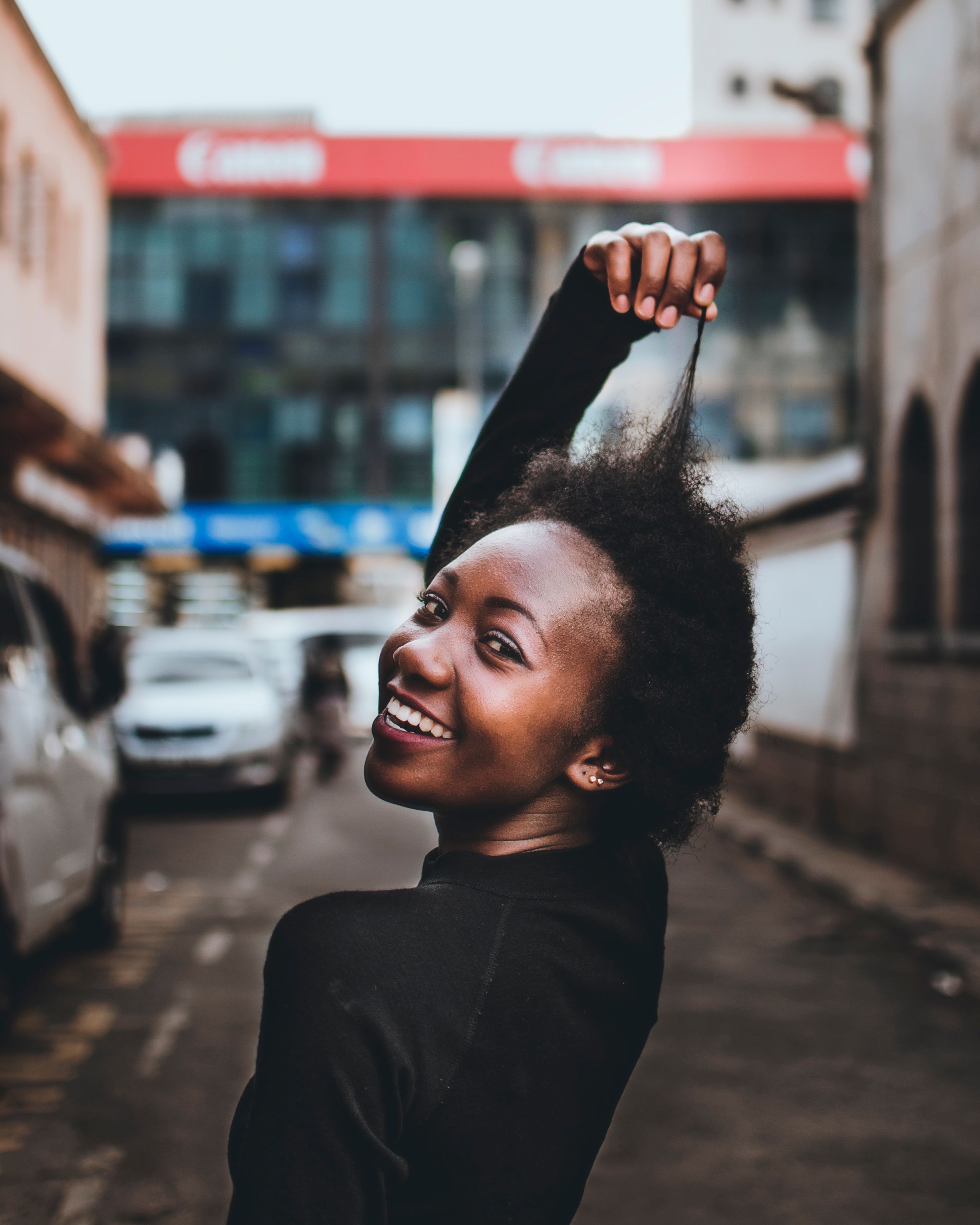 girl with 4c hair shrinkage