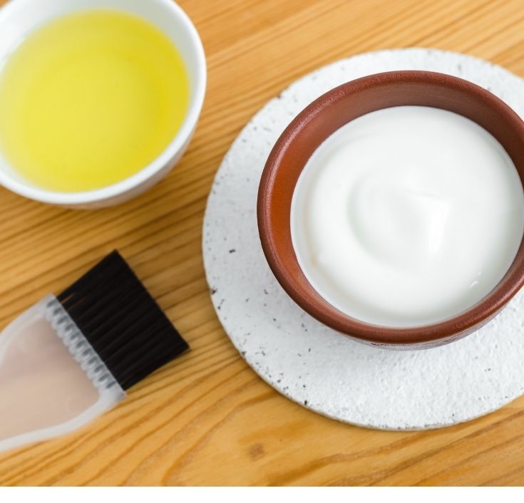 Homemade yogurt and olive oil deep conditioner for 4C hair.