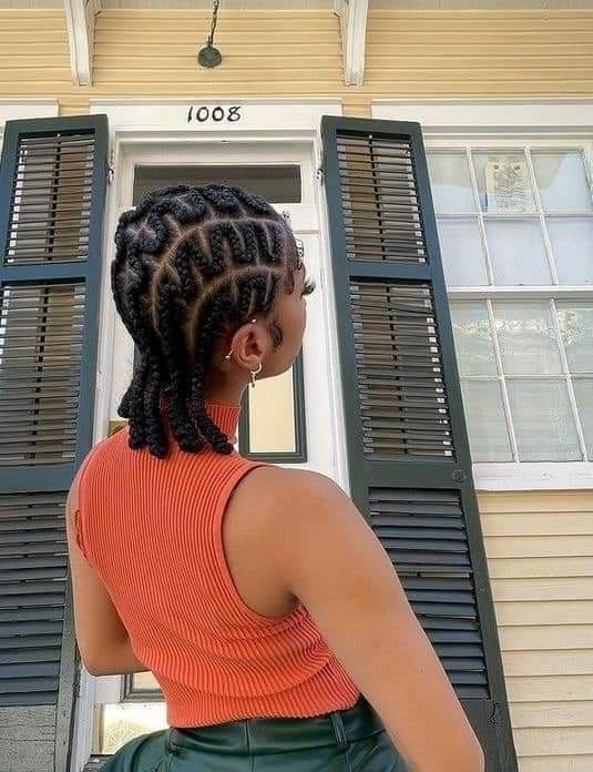 Zigzag cornrows on healthy natural hair.