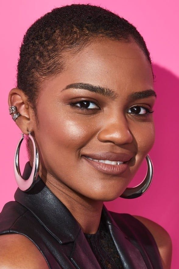 Healthy natural 4C hair after a fresh big chop.