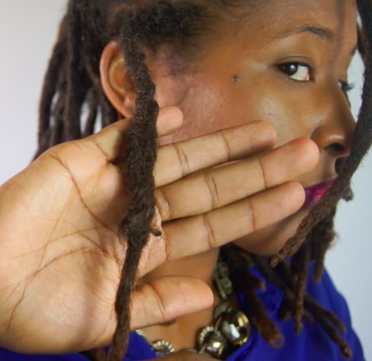 Healthy starter locs with natural frizz