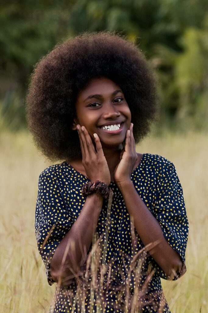 Healthy natural hair during Harmattan season