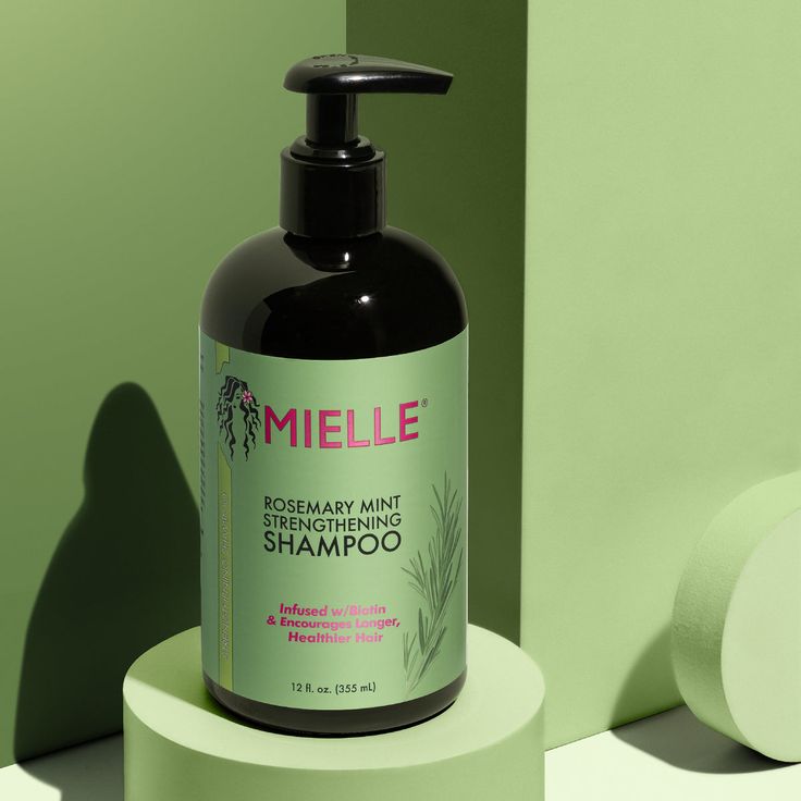 Mielle Rosemary Mint Strengthening clarifying Shampoo