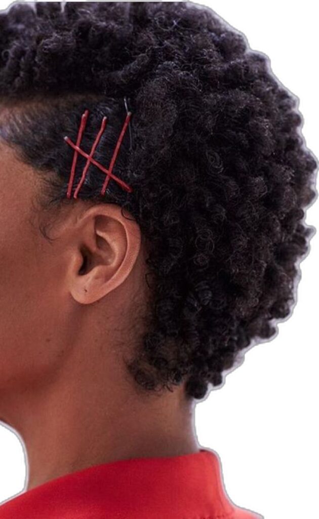 Side-pinned natural 4C afro