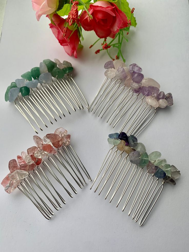 Natural hairstyle decorated with a gemstone hair comb
