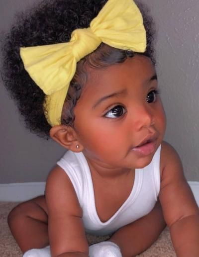 Mini natural afro with headband on 4C hair