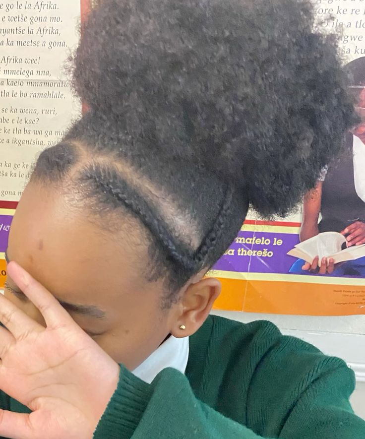 Simple cornrow crown on natural 4C hair