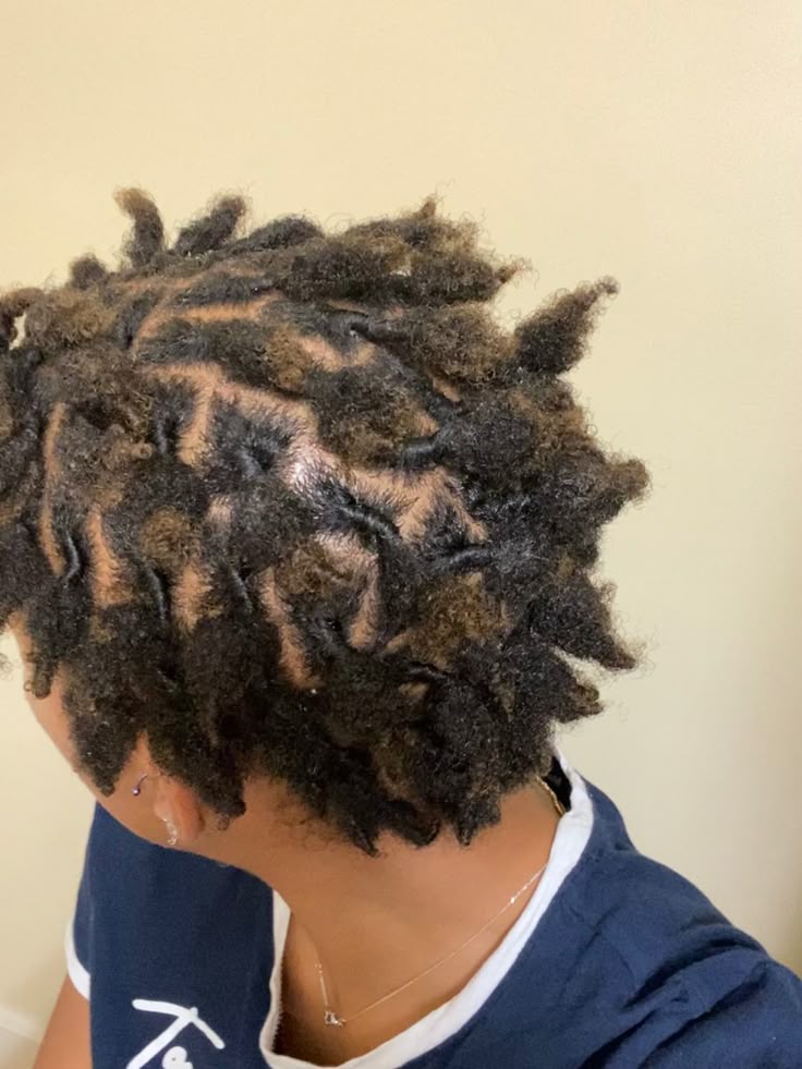 locs on short 4c hair