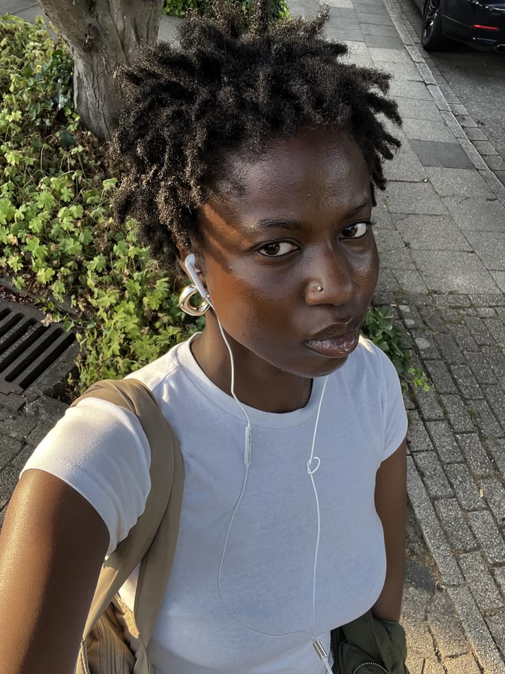 Simple freeform starter loc on natural 4C hair