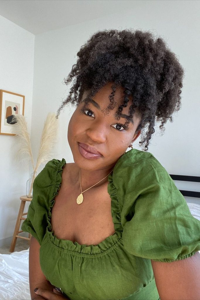 Woman wearing a textured twist-out puff